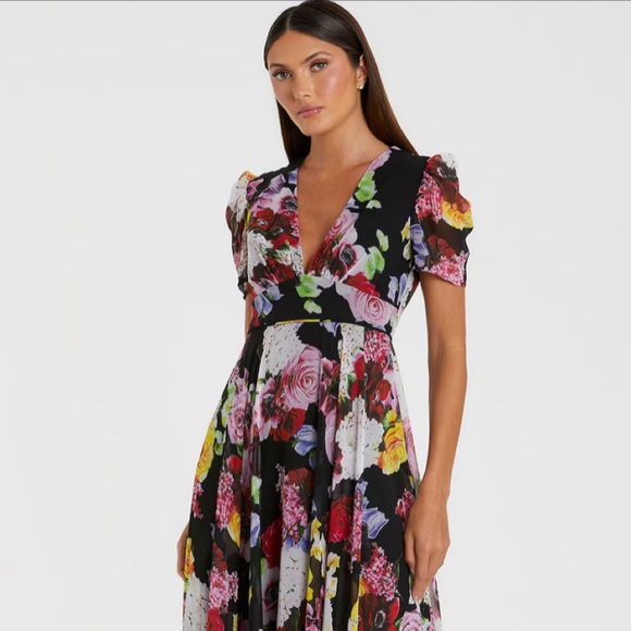 NWT Ieena for Mac Duggal Floral Mesh Sleeve Gown Maxi – Size 4 - Picture 6 of 10